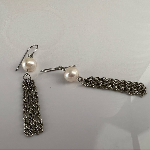 Natural Freshwater Cultured Pearl Chain Earrings - Picture 6 of 12